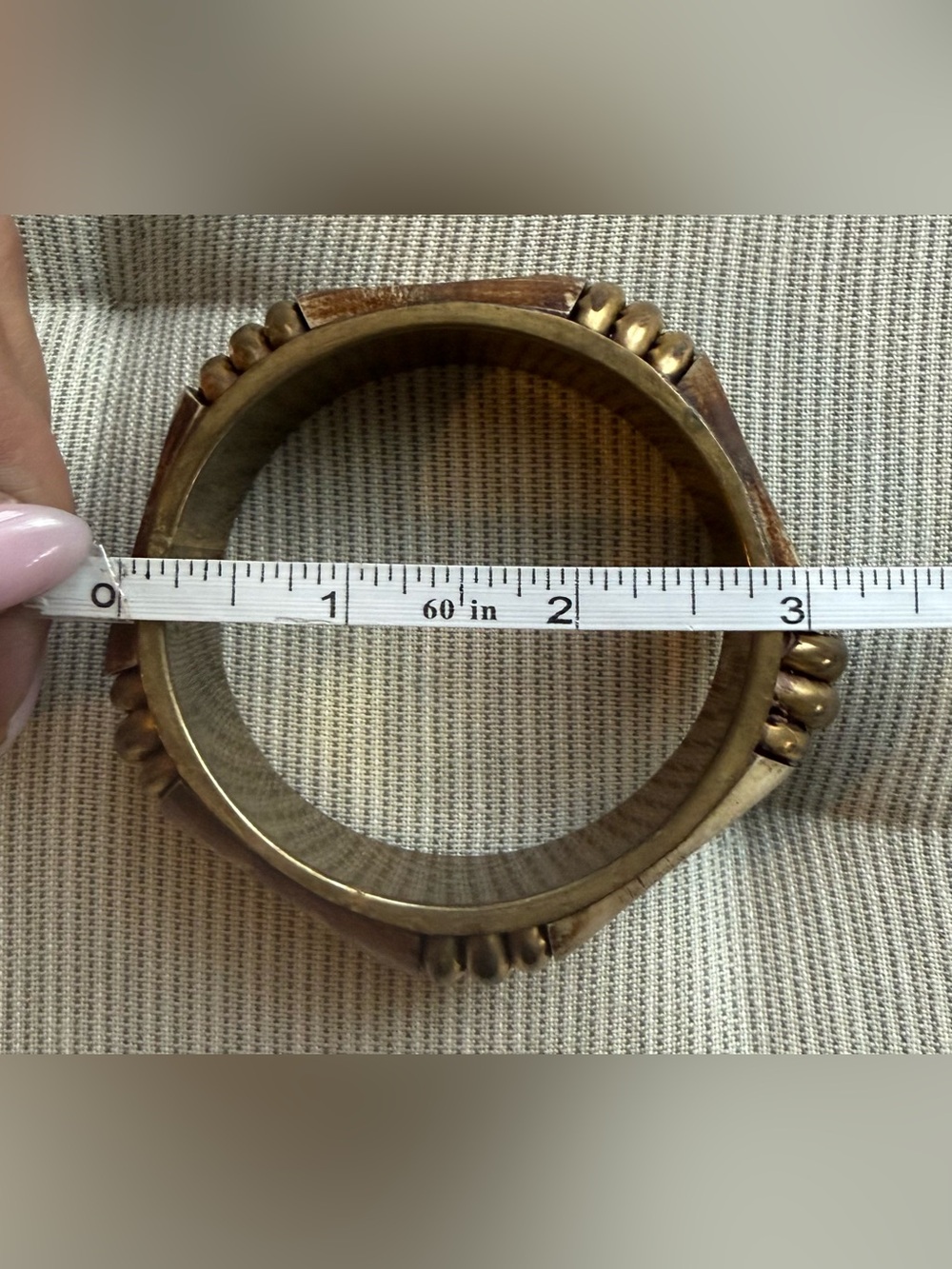 Carved Bone & Brass Leaf Accent Vintage Bangle - Picture 9 of 11